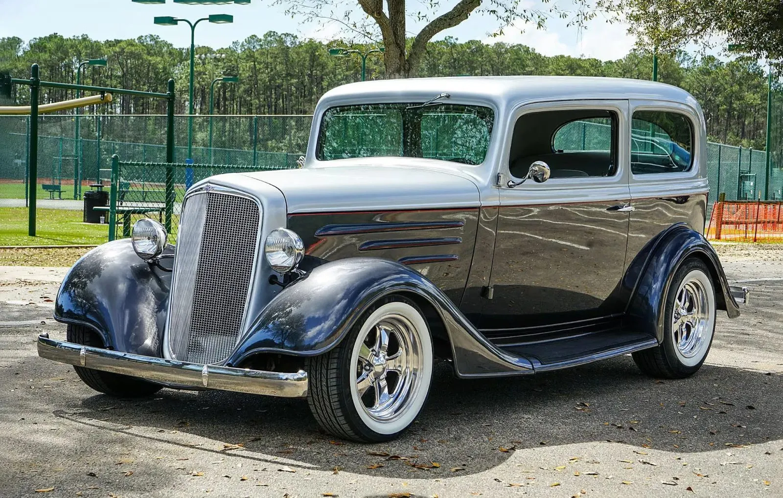 1935 Chevrolet Master Deluxe Tudor Sedan Street Rod LS3