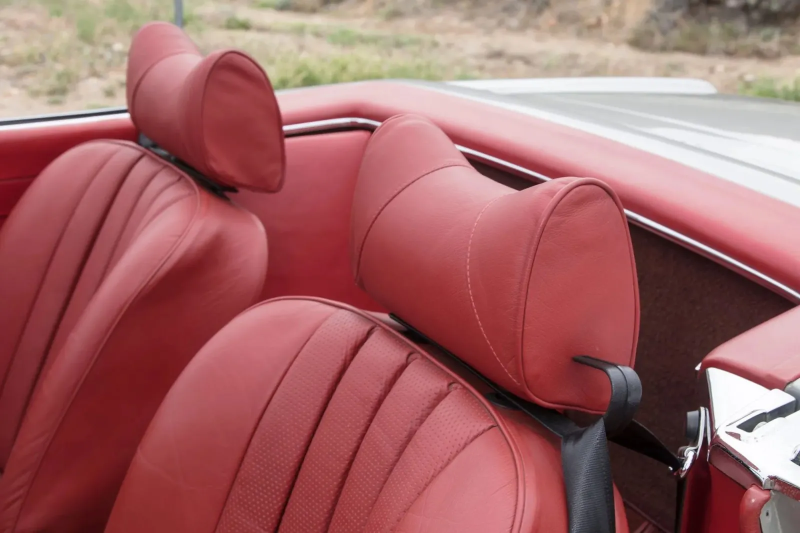 Mercedes-Benz 280SL