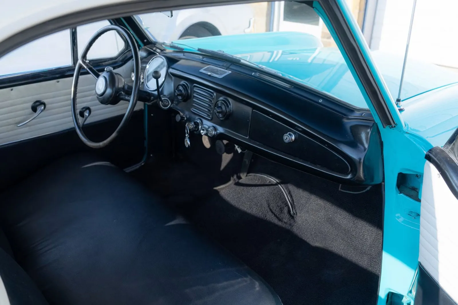 Nash Metropolitan
