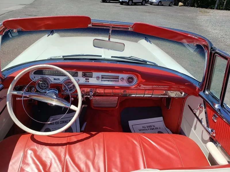 Pontiac Bonneville