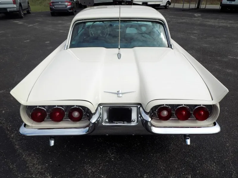 Ford Thunderbird