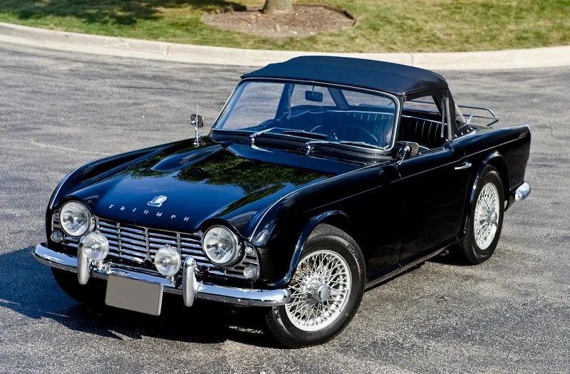 Triumph TR4