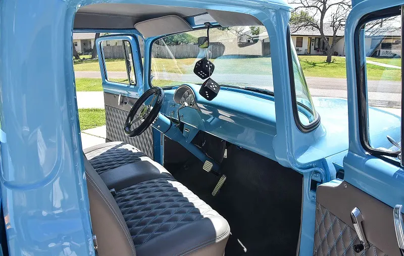 Ford F-100