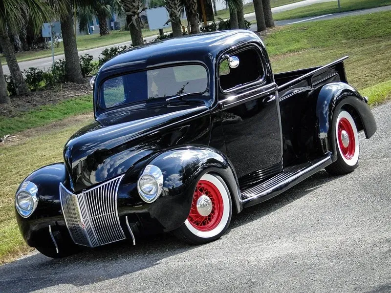 Ford Pickup