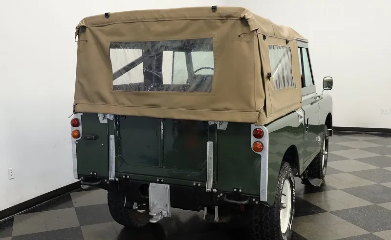 Land Rover Series IIA