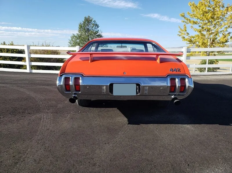 Oldsmobile 442