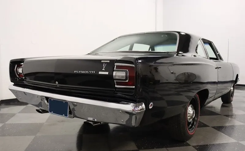 Plymouth Road Runner