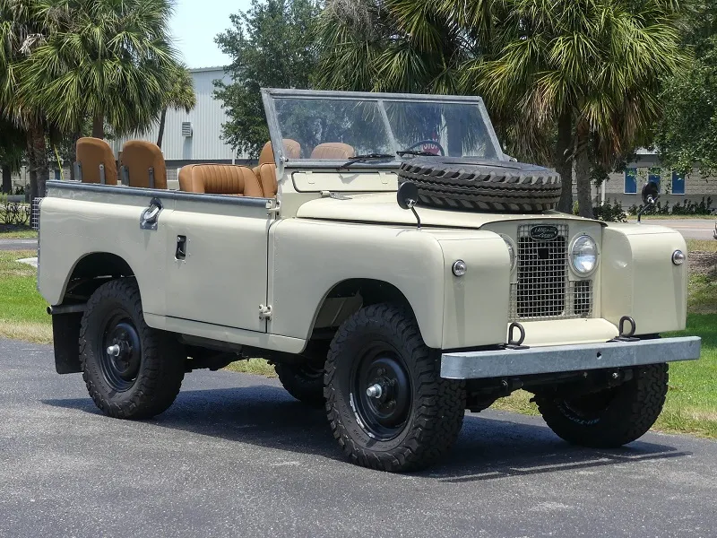 Land Rover Series IIA