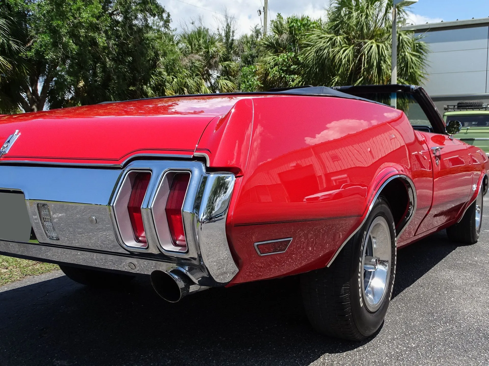 Oldsmobile Cutlass