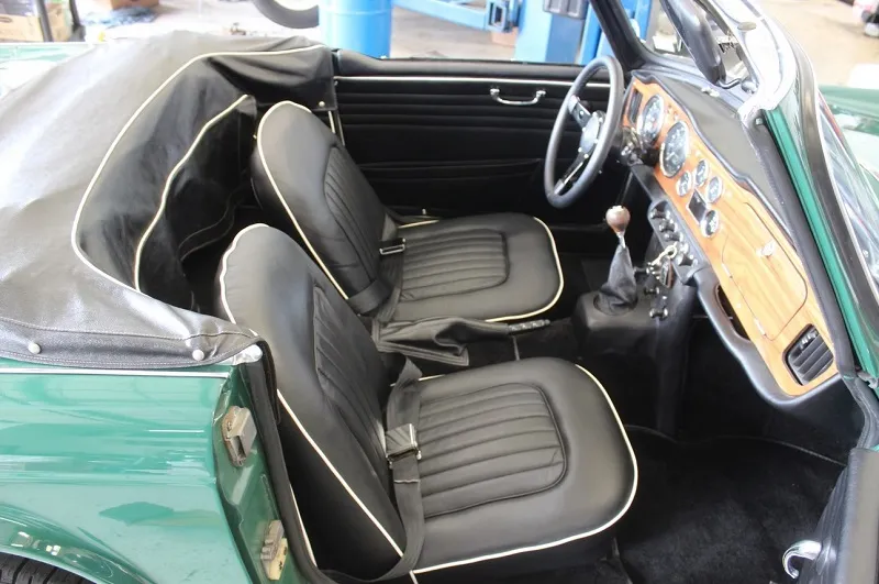 Triumph TR4A
