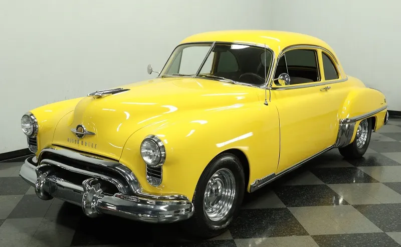 Oldsmobile Futuramic 88 Club Coupe