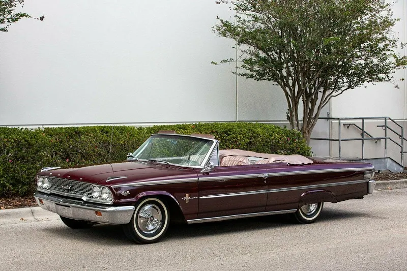 Ford Galaxie