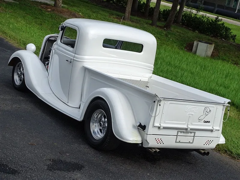 Ford Pickup