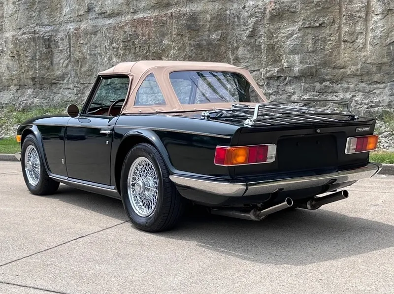 Triumph TR6