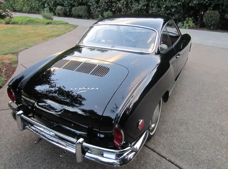 Volkswagen Karmann Ghia
