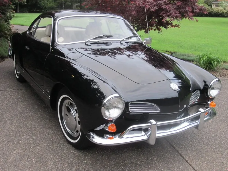 Volkswagen Karmann Ghia