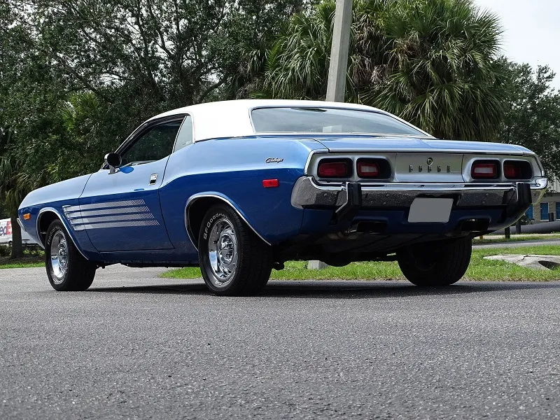 Dodge Challenger