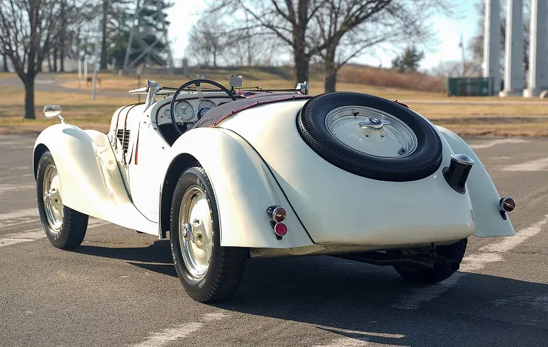 BMW 328