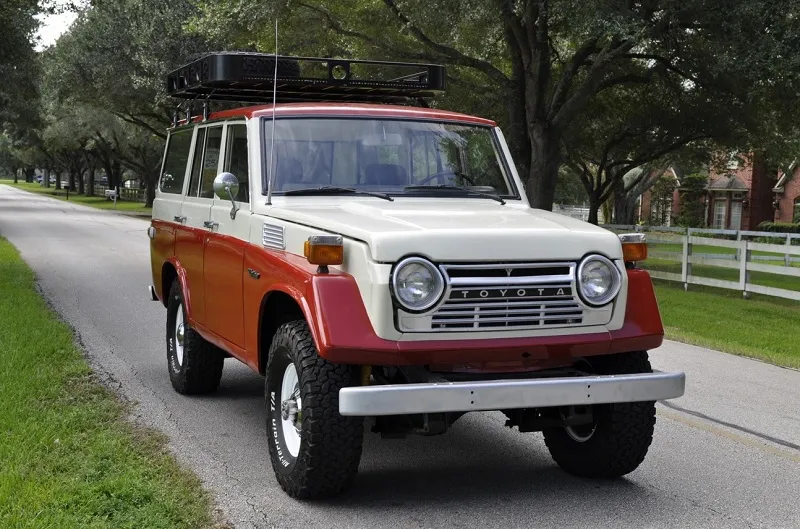 Toyota Land Cruiser FJ55