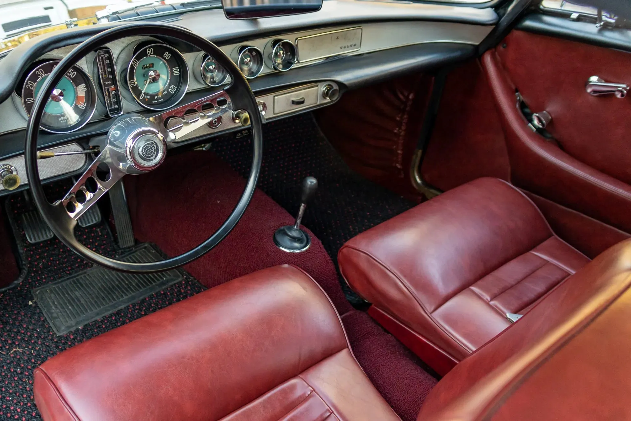 Volvo 1800S
