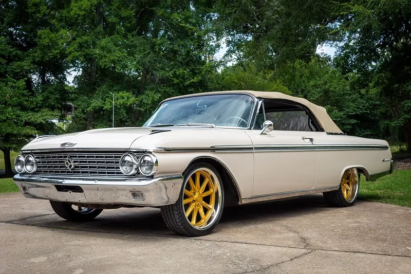 1962 Ford Galaxie 500 Sunliner Convertible
