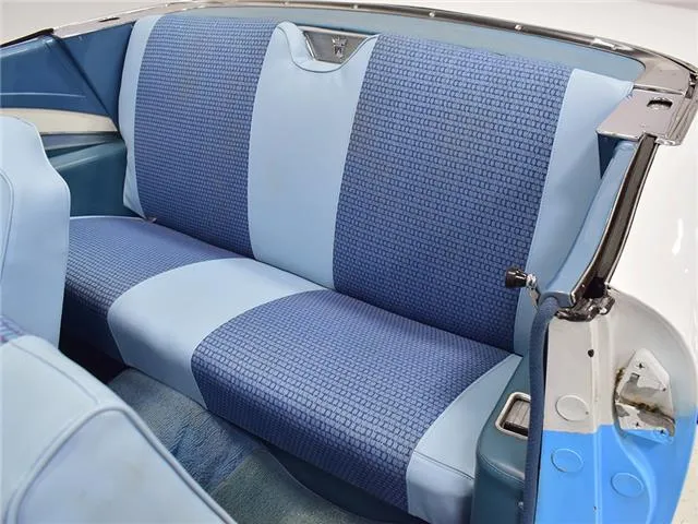 Ford Fairlane Skyliner