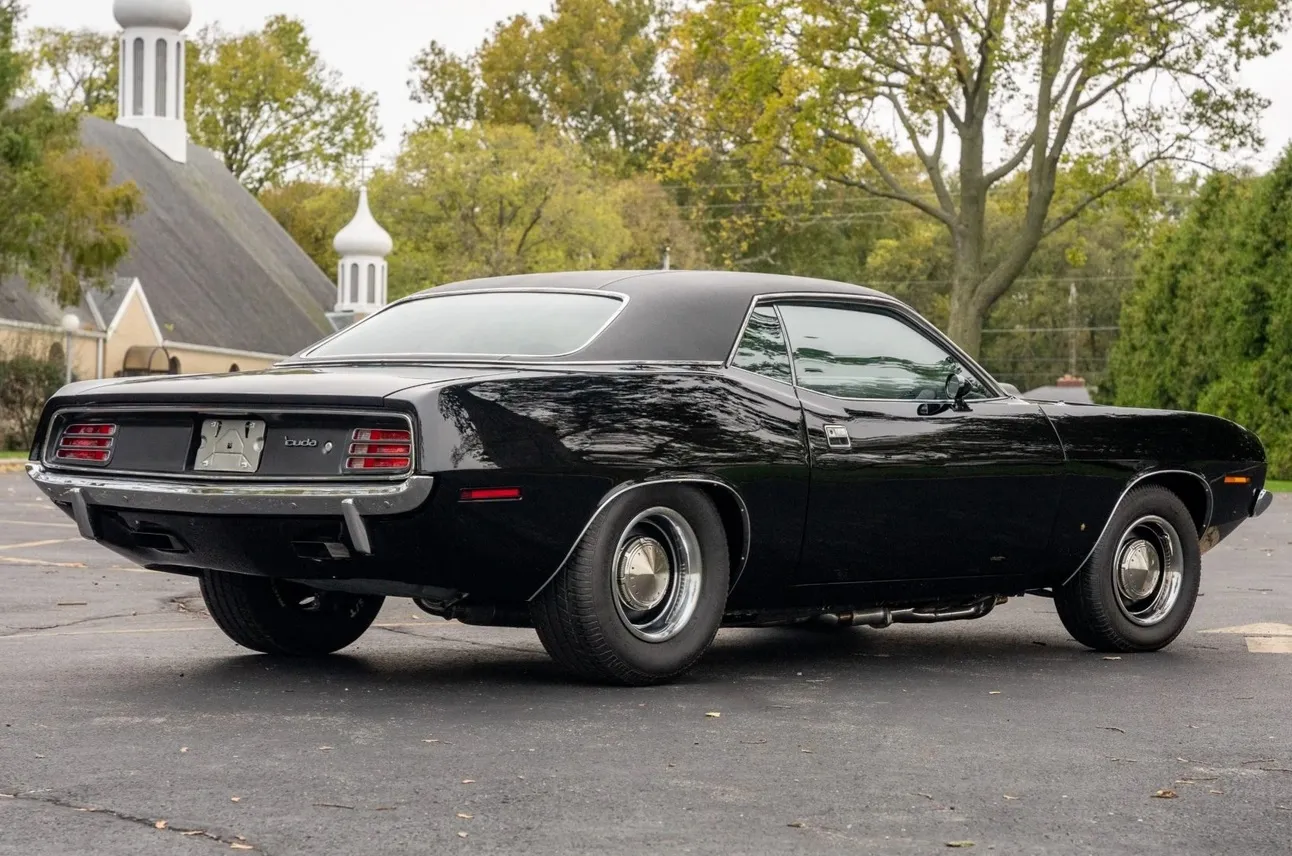 Plymouth Cuda