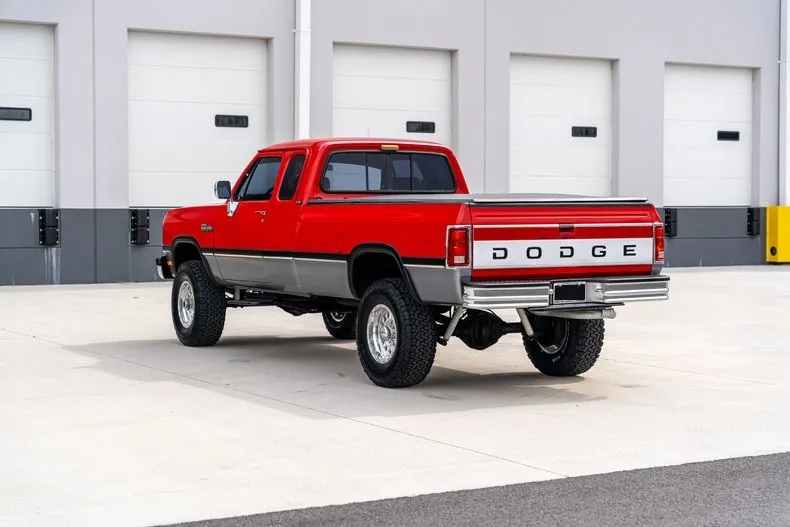 Dodge Ram D250