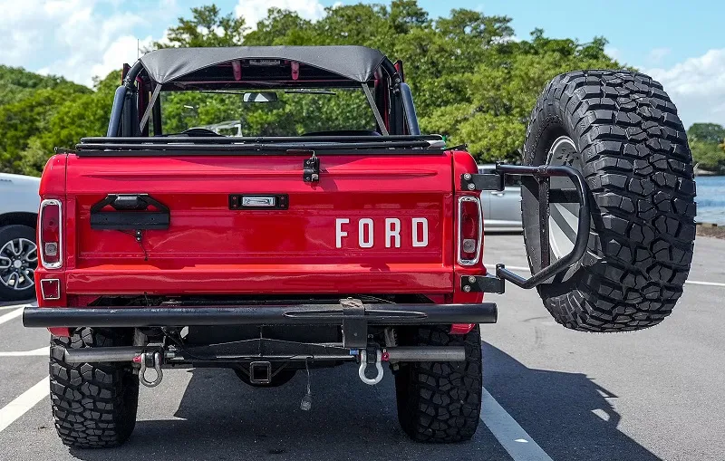 Ford Bronco