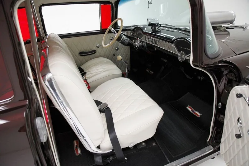 Chevrolet 210