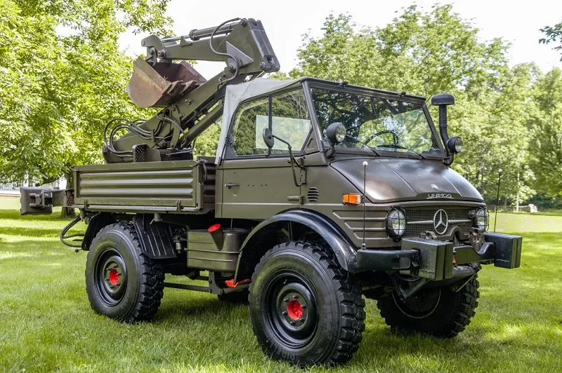 Mercedes-Benz Unimog