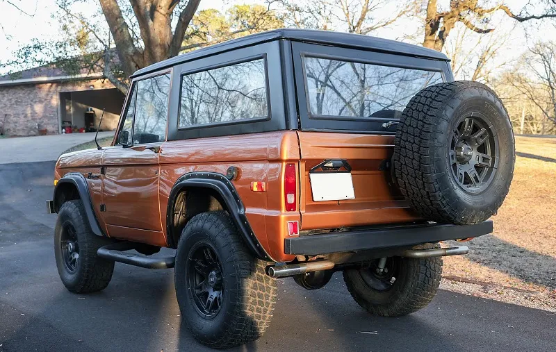 Ford Bronco
