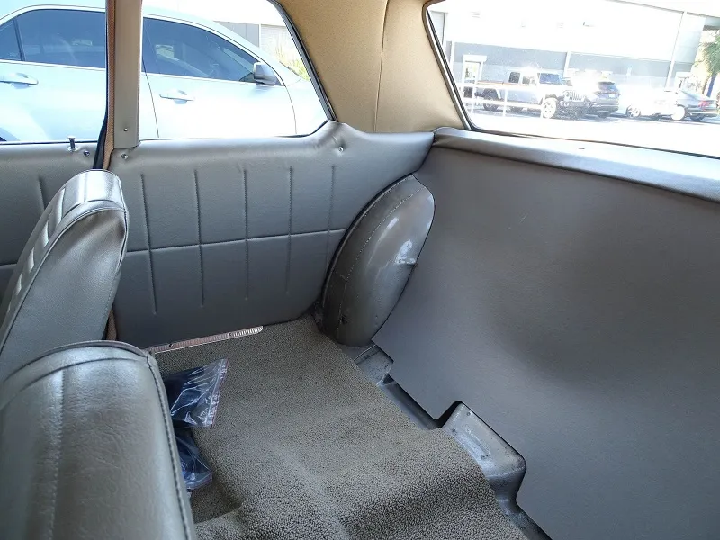 Plymouth Savoy
