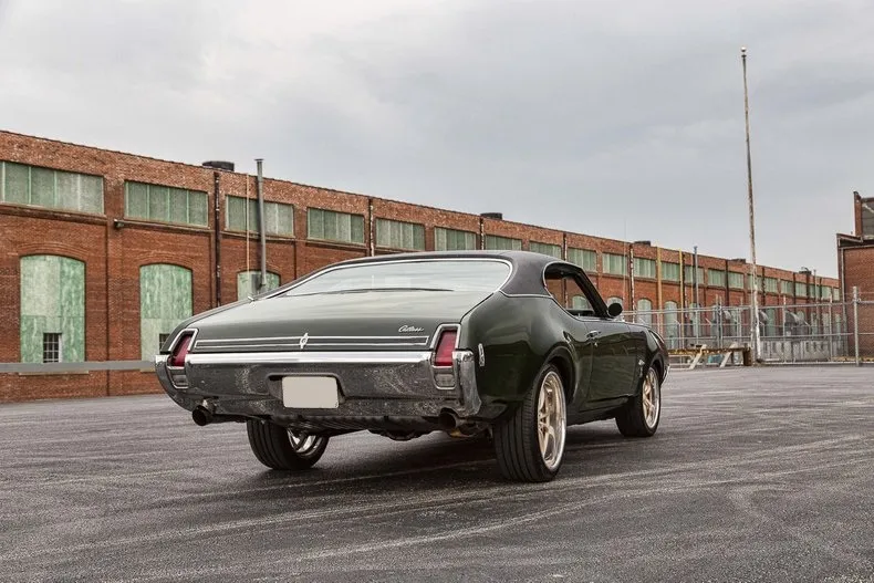 Oldsmobile Cutlass