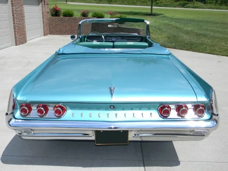 Pontiac Bonneville