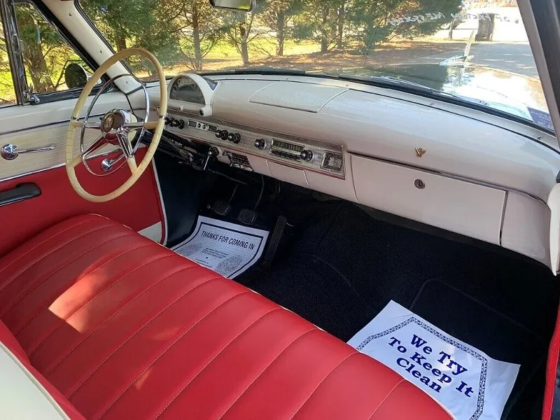 Ford Crestliner