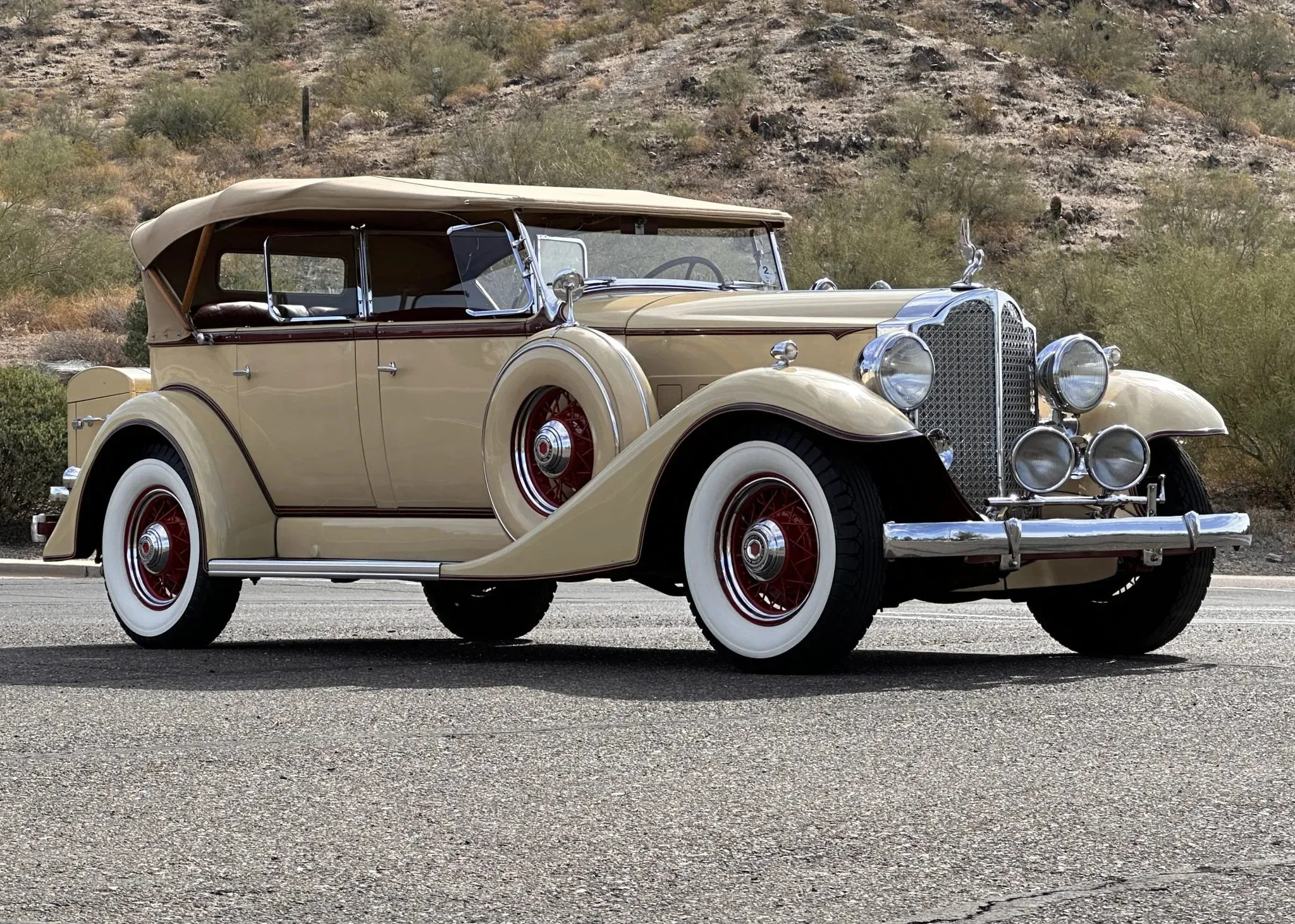 1933 Packard Eight Series 1002 Phaeton