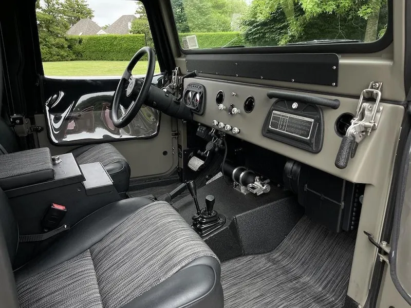 Toyota FJ43