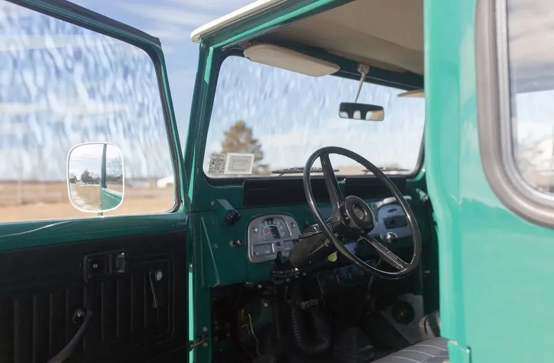 Toyota Land Cruiser FJ43