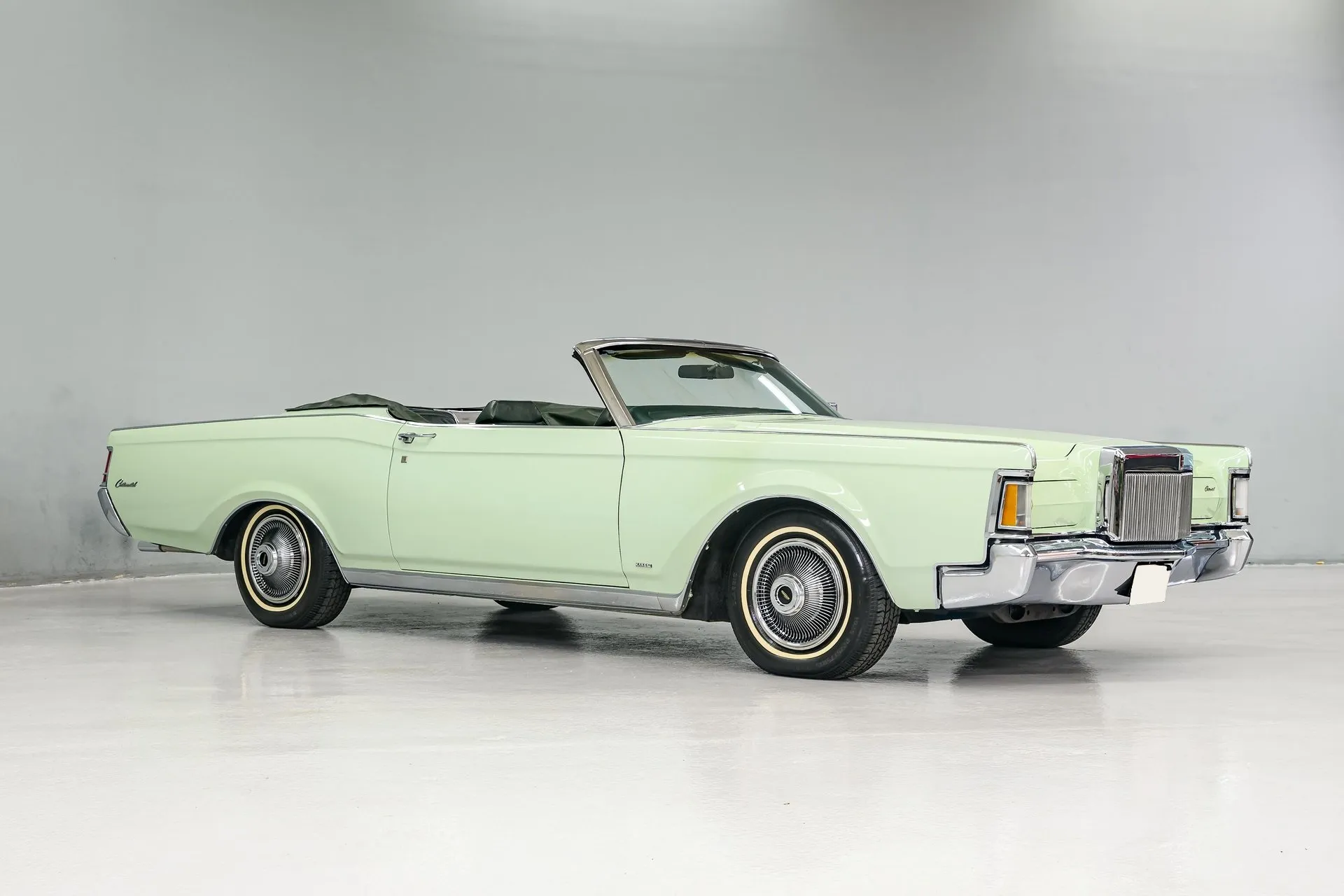 Lincoln Continental Mark III