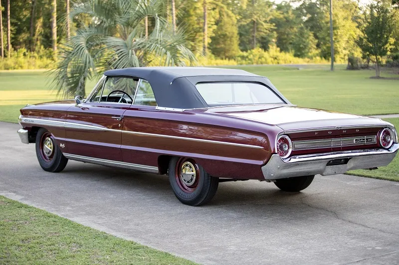 Ford Galaxie 500