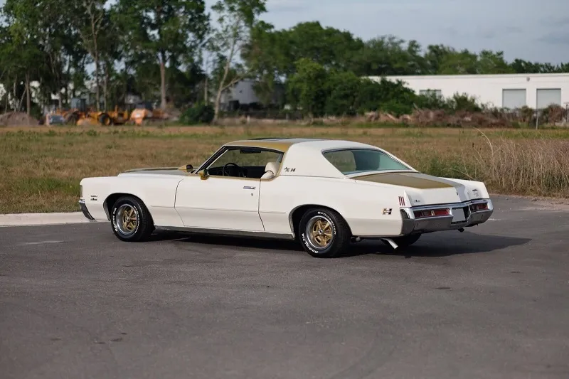 Pontiac Grand Prix