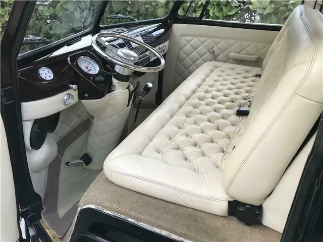 Volkswagen Bus