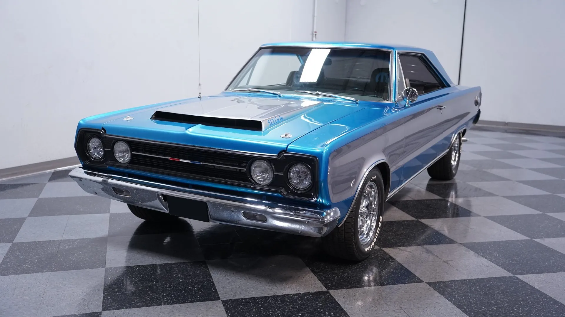 Plymouth Satellite