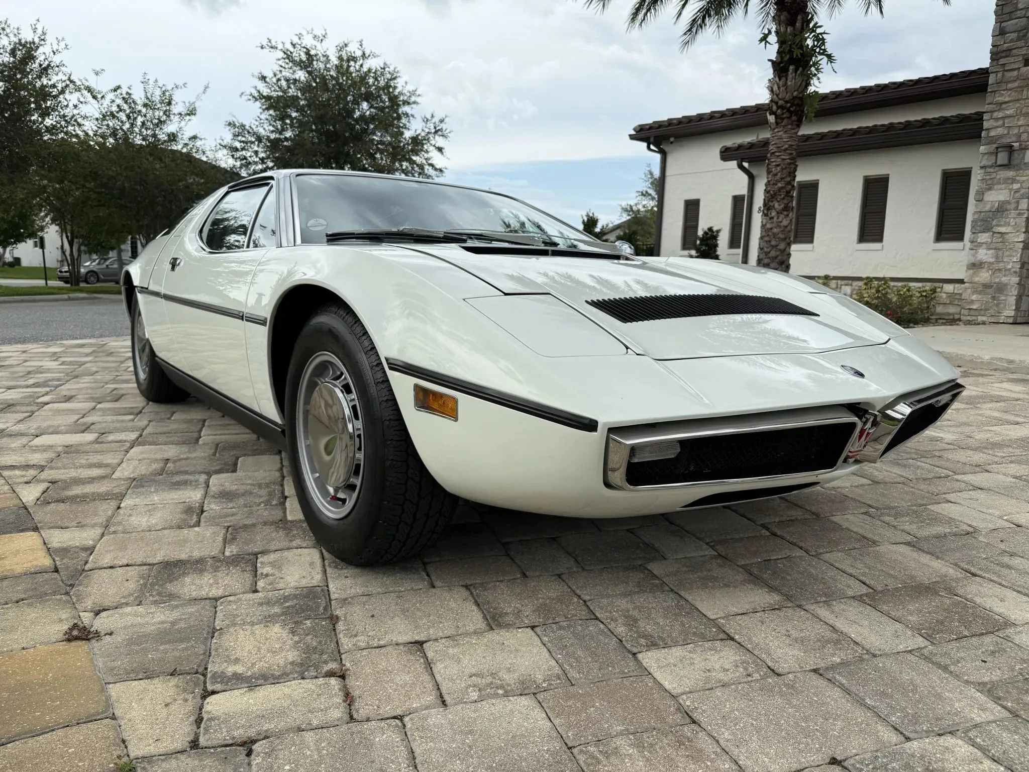 Maserati Bora