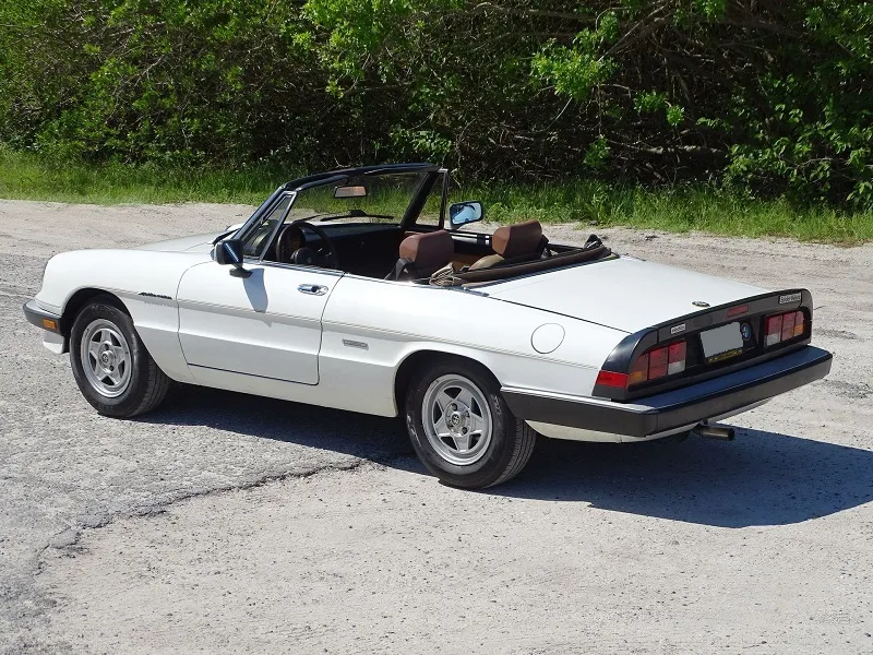 Alfa Romeo Spider