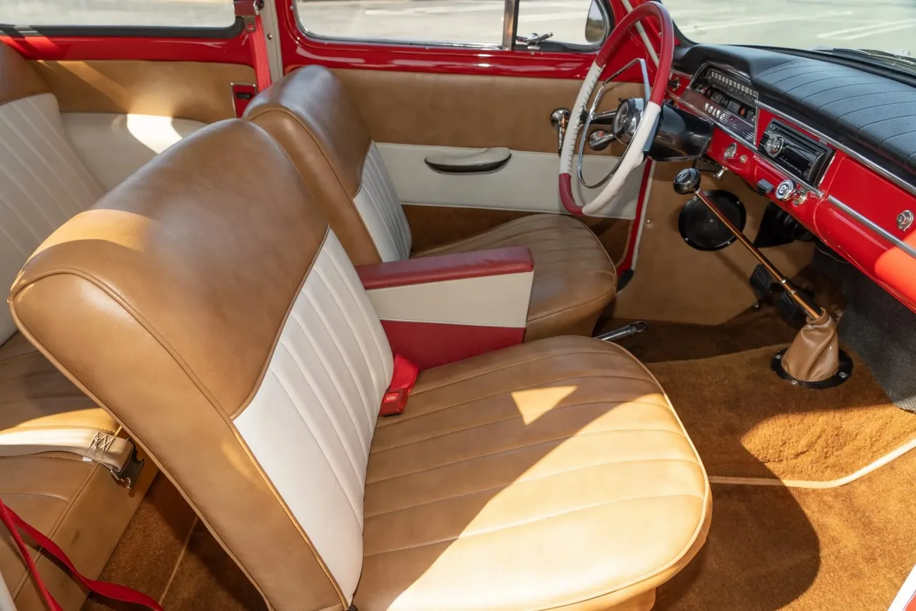 Volvo PV544