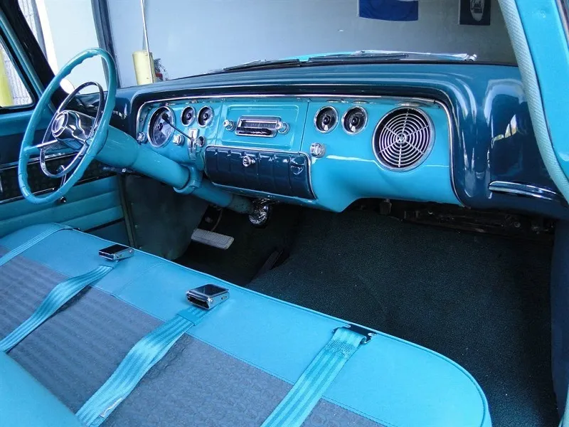 Plymouth Belvedere