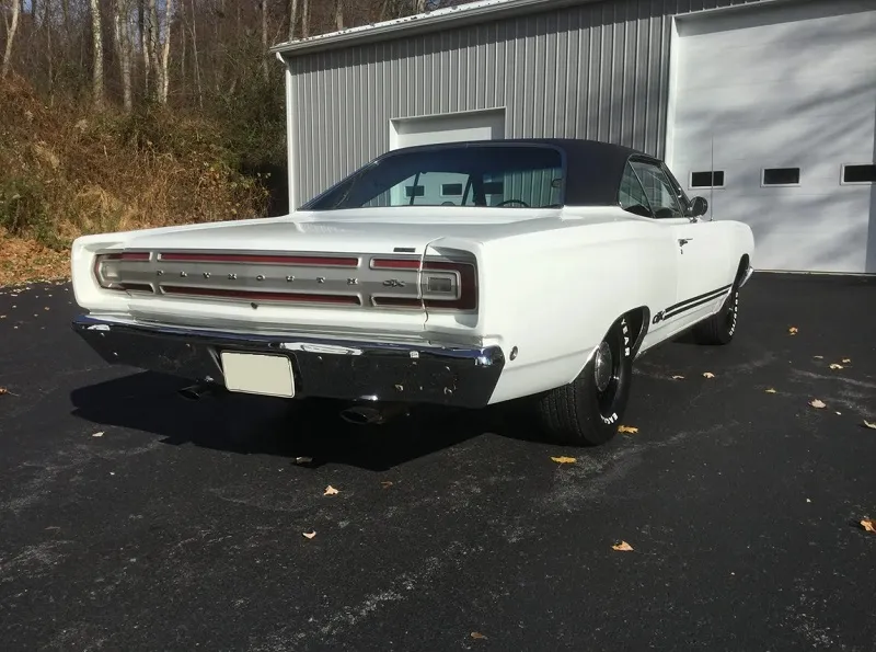 Plymouth GTX