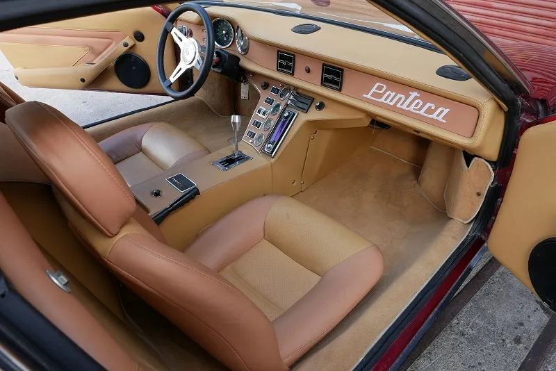 De Tomaso Pantera